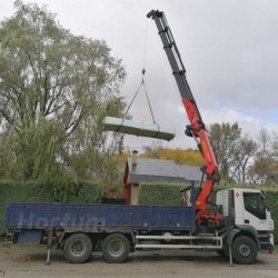 Servizio di scarico camion...